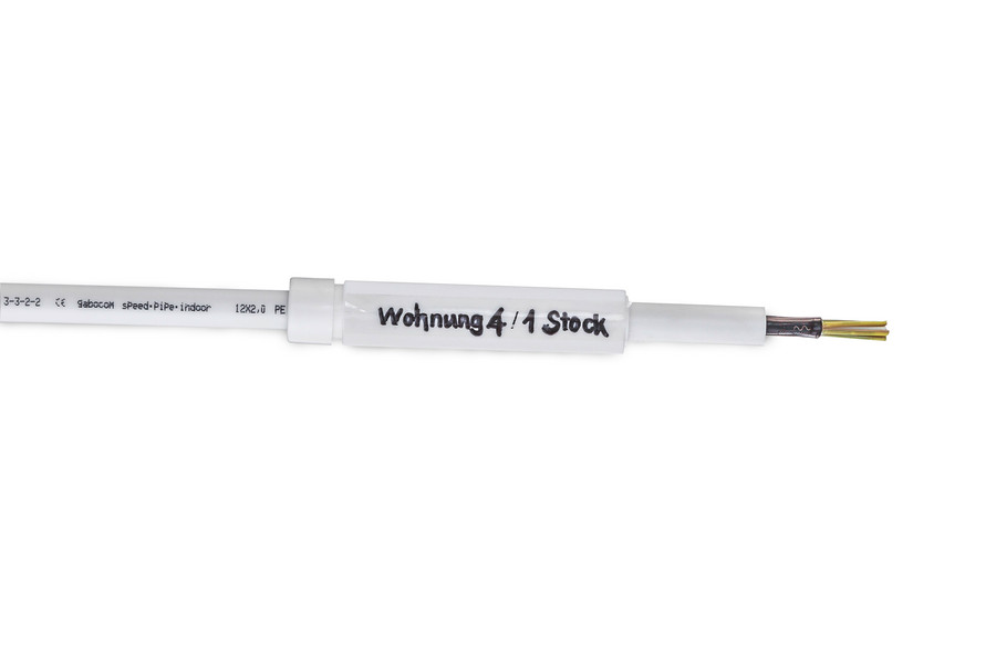 Identification labels with microduct end-caps KmR indoor label speedpipe indoor with the customer's address.